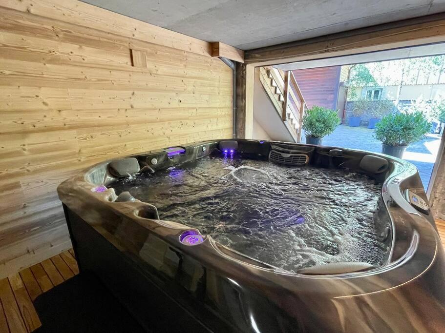 Chalet Kelly, Centre / Jacuzzi / Sauna Gérardmer